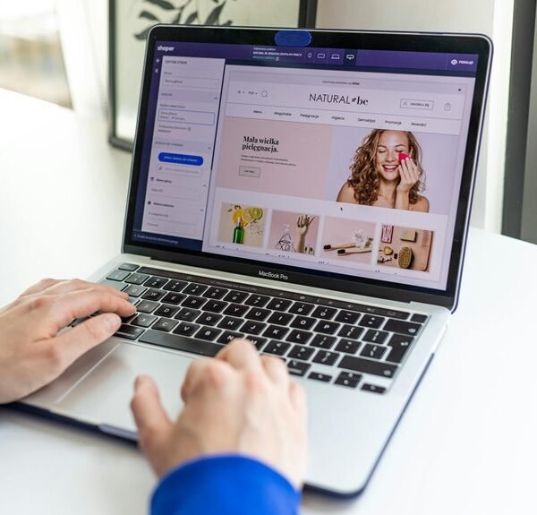 efficient online hub platform